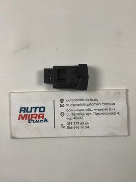 Кнопка підігріву сидіння MAN TGX (>2007, 24V, 4 pin) 81.25907.0317 фото